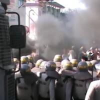 pemkab-pimpin-ritual-pencucian-benda-pusaka-gowa-keluarga-kerajaan-protes