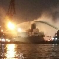 kapal-pembawa-semen-curah-terbakar-di-tanjung-priok