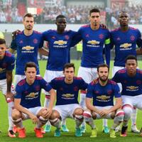 pemain-manchester-united-dapat-tumpangan-polisi