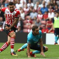 review-liga-primer-inggris-charlie-austin-antar-southampton-raih-kemenangan-perdana