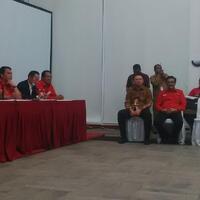 ahok-hadiri-pengumuman-cagub-cawagub-pdi-p