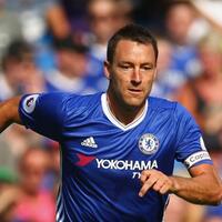 john-terry-kembali-latihan