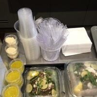 prancis-jadi-negeri-pertama-yang-larang-alat-hidang-plastik