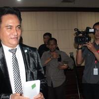 mimpi-yusril-jadi-presiden-dan-gubernur-cuma-sebatas-bakal-calon