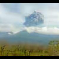 gunung-barujari-meletus-ratusan-wisatawan-masih-dicari