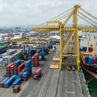 korupsi-dan-birokrasi-gerus-daya-saing-indonesia