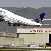 alasan-agama-penumpang-united-airlines-diminta-ganti-kursi