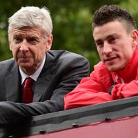 laurent-koscielny-arsene-wenger-berjudi-ketika-boyong-saya