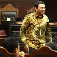 dituding-hina-alquran-ahok-dimaki-maki-advokat