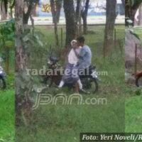 astaga-pelajar-sma-asyik-mesum-di-tempat-umum-ini-fotonya