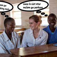 emma-watson-datang-ke-malawi-di-hari-anak-perempuan-internasional