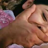 ditodong-pistol-3-wanita-muda-dipreteli-kawanan-perampok-lalu