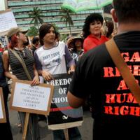 foto-pasangan-sejenis-di-manado-berujung-penangkapan