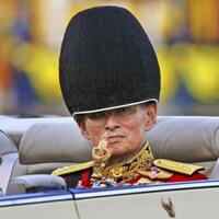 bhumibol-adulyadej-raja-terlama-berkuasa-di-dunia-mangkat