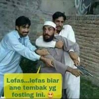 ahok-maafkan-massa-pendemo-yang-injak-injak-tanaman-di-depan-balai-kota