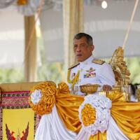 calon-raja-thailand-dalam-skandal-dan-pertemanan-thaksin