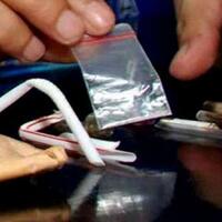 ayah-dan-anak-tirinya-kompak-jualan-sabu-di-binjai