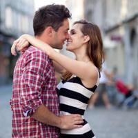 kapan-saat-tepat--mendaratkan--ciuman-pertama