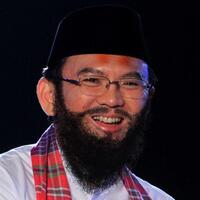 melihat-luwesnya-agus-yudhoyono-dan-annisa-pohan-menari-tor-tor