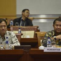 revisi-uu-ite-dianggap-tak-menyelesaikan-masalah