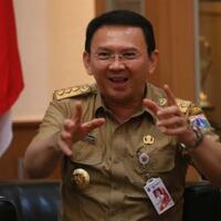 hari-terakhir-ngantor-ahok-ogah-berkemas