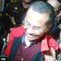 dahlan-iskan-menambah-daftar-menteri-era-sby-yang-tersangkut-korupsi