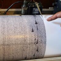 gempa-53-sr-goyang-papua