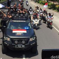 pulang-pawai-kampanye-damai-ahok-naik-innova-perak-sewaan