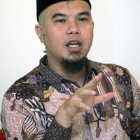 ahmad-dhani-artis-yang-nyanyi-lagu-religius-harus-ikut-demo-bela-hukum