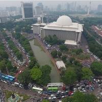 massa-padati-masjid-istiqlal