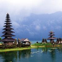mau-keliling-indonesia-secara-gratis-belanja-di-blibli-gan