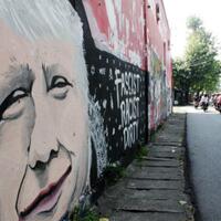 kemenangan-trump-beroleh-pengingkaran-satire-dan-selamat