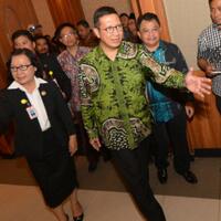 soal-biaya-visa-haji-dan-umrah-menteri-agama-minta-maaf