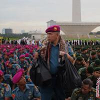 ribuan-personel-tni-polri-gelar-doa-bersama-di-monas