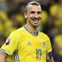 zlatan-ibrahimovic-segera-dibuatkan-patung