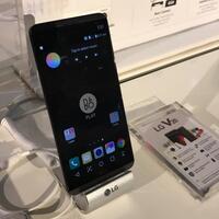 waiting-lounge-lg-v20--superior-video-photography--next-level-audio