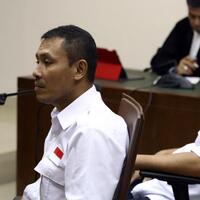 pemred-dan-penulis-obor-rakyat-banding-usai-divonis-8-bulan-bui