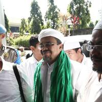 rizieq-aksi-212-konstitusional-bukan-makar