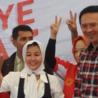 hasnaeni--wanita-emas--dukung-ahok-rumah-saya-tidak-banjir-lagi