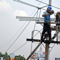 proyek-listrik-mangkrak-pln-ganti-pembangkit-baru