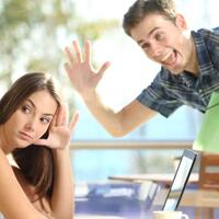 ini-alasan-perempuan-hindari-kontak-mata-dengan-anda