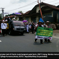 umat-islam-ciamis-estafet-jalan-kaki-ke-jakarta