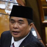 akom-pasrah-digantikan-seyta-novanto