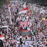 massa-fui-dan-simpatisan-pks-yogya-berangkat-ke-jakarta