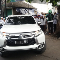 naik-pajero-sport-habib-rizieq-berangkat-menuju-monas