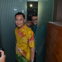 fayakhun-mengaku-dikeroyok