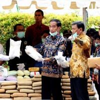 duit-narkoba-yang-dibawa-ke-luar-negeri-rp27-triliun