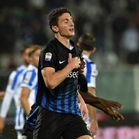 tiga-tim-teratas-serie-a-bersaing-dapatkan-bek-ini