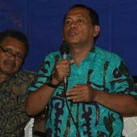 hatta-taliwang-resmi-ditahan