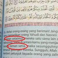 penulis-buku-ini-sebut-al-quran-kitab-sampah